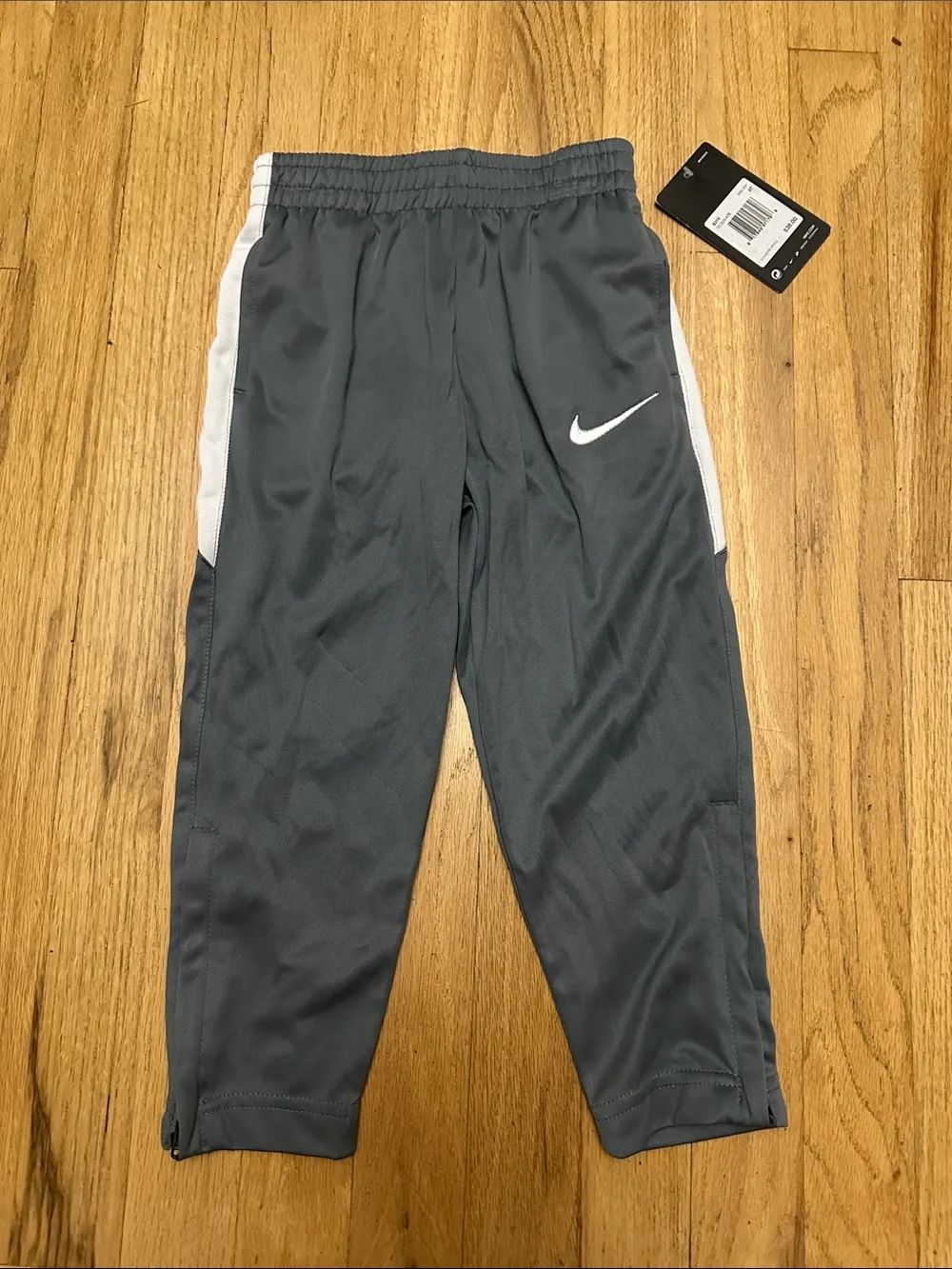 Nike Kids Gray Joggers with White Side Panels 4T. 3-4 yrs